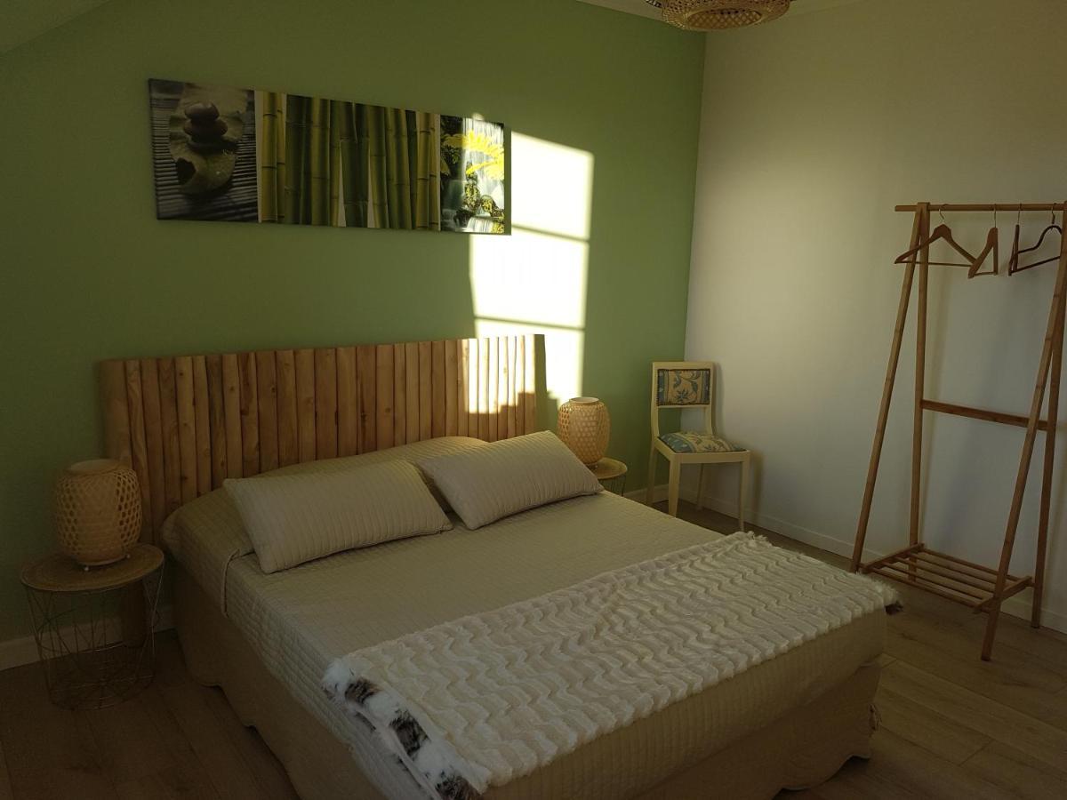 Lucriolla Hotel Oree-d'Anjou Kültér fotó