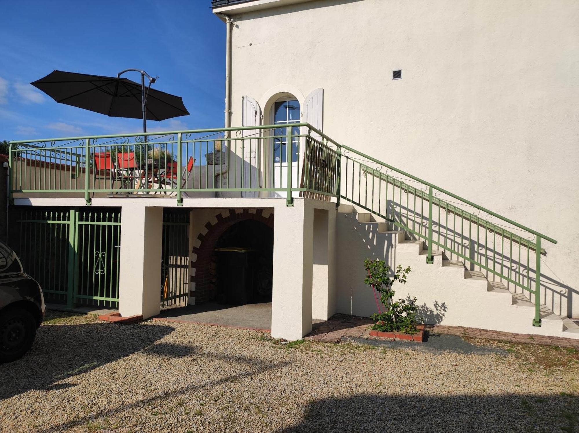 Lucriolla Hotel Oree-d'Anjou Kültér fotó